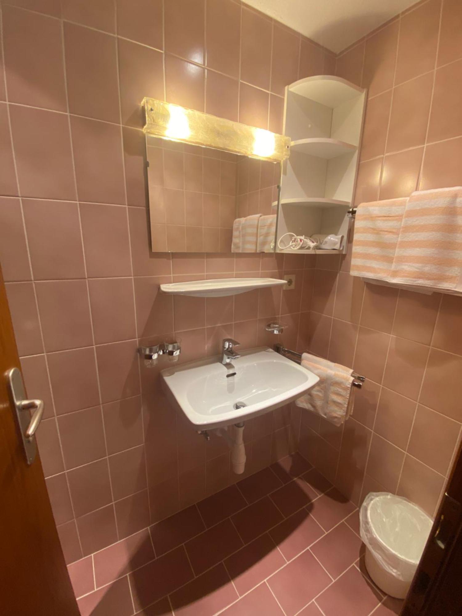 Apart Alpenrose Spiss Exterior foto
